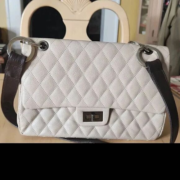 Forever 21 taupe quilted shoulder bag - Picture 1 of 8